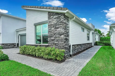 10219 Sw Corvus Lane Port Saint Lucie FL 34987