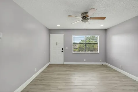 7125 Golf Colony Court Lake Worth FL 33467