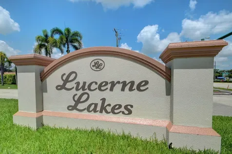 7125 Golf Colony Court Lake Worth FL 33467
