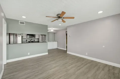 7125 Golf Colony Court Lake Worth FL 33467
