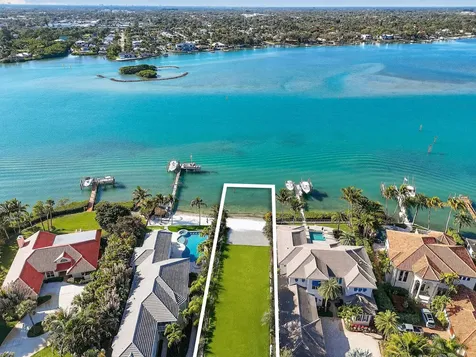 114 W Riverside Drive Jupiter FL 33469