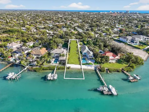 114 W Riverside Drive Jupiter FL 33469