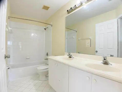 5152 Woodfield Way Coconut Creek FL 33073