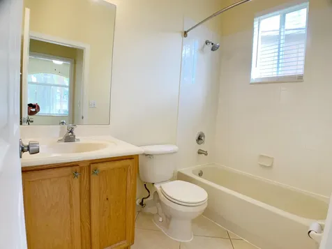 5152 Woodfield Way Coconut Creek FL 33073