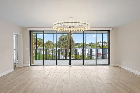 16910 Bay Street Jupiter FL 33477