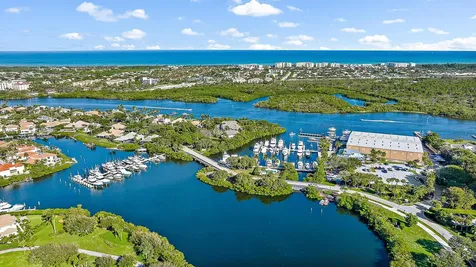 16910 Bay Street Jupiter FL 33477