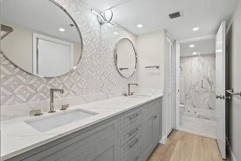 16910 Bay Street Jupiter FL 33477
