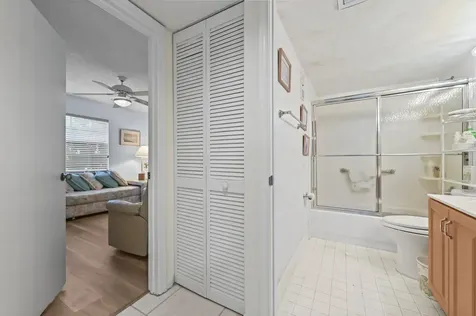 9975 Seacrest Circle Boynton Beach FL 33437