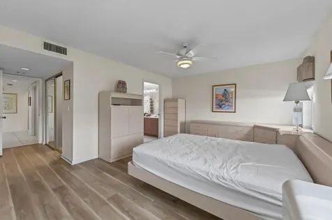 9975 Seacrest Circle Boynton Beach FL 33437