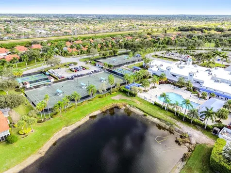 9975 Seacrest Circle Boynton Beach FL 33437