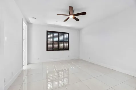 7115 Edison Place Palm Beach Gardens FL 33418