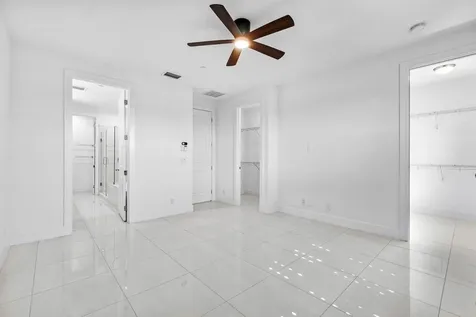 7115 Edison Place Palm Beach Gardens FL 33418