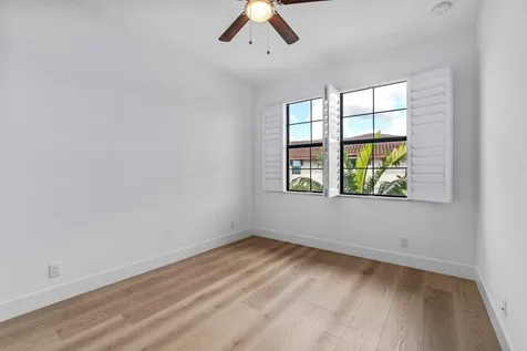 7115 Edison Place Palm Beach Gardens FL 33418