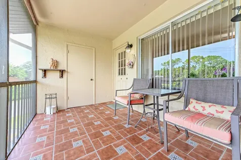 223 Pine Hov Circle Greenacres FL 33463