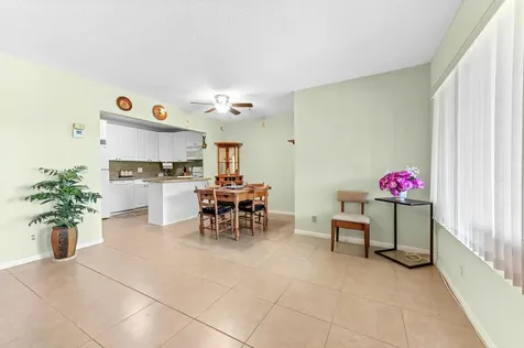 223 Pine Hov Circle Greenacres FL 33463