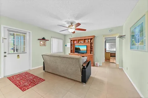 223 Pine Hov Circle Greenacres FL 33463