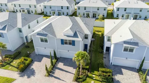 197 Osprey Preserve Boulevard Jensen Beach FL 34957