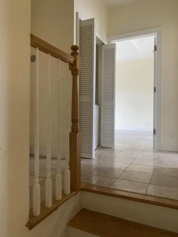 1950 Presidential 2 Way West Palm Beach FL 33401