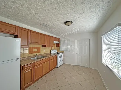 1107 N 21st Street Fort Pierce FL 34950