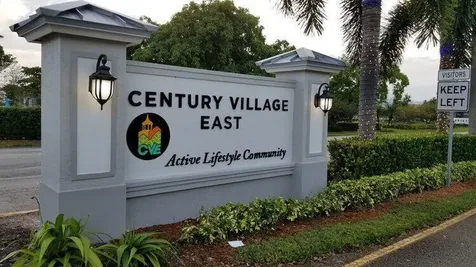 1018 Harwood C Deerfield Beach FL 33442