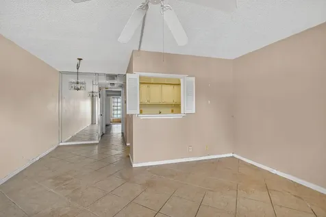 1018 Harwood C Deerfield Beach FL 33442