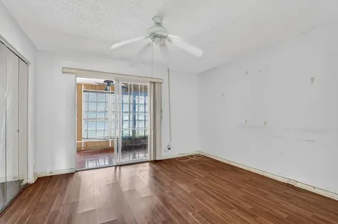 1018 Harwood C Deerfield Beach FL 33442
