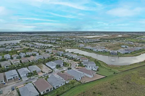 10724 Northbrook Circle Palm Beach Gardens FL 33412
