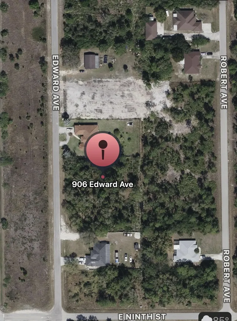 906 Edward Avenue Lehigh Acres FL 33936