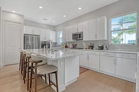 7091 Edison Place Palm Beach Gardens FL 33418