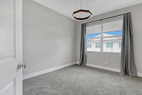 7091 Edison Place Palm Beach Gardens FL 33418