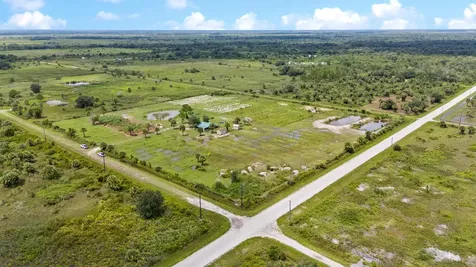 20914 NW 280th Street Okeechobee FL 34972