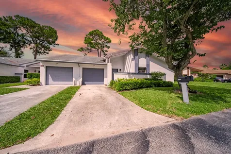 6117 Elsinore Circle Greenacres FL 33463