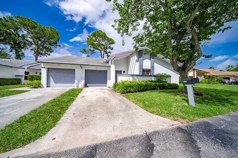 6117 Elsinore Circle Greenacres FL 33463