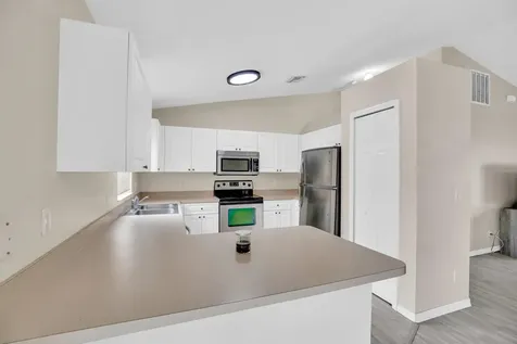 7976 105th Court Vero Beach FL 32967