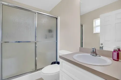 7976 105th Court Vero Beach FL 32967