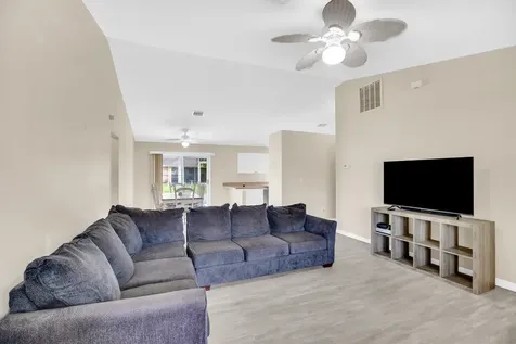 7976 105th Court Vero Beach FL 32967