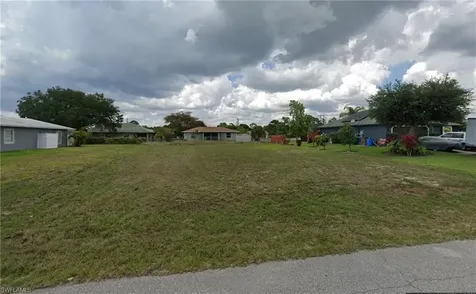 2007 NE 27th Terrace Cape Coral FL 33909