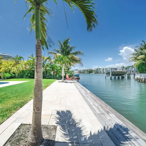 7610 Bayside Lane Miami Beach FL 33141