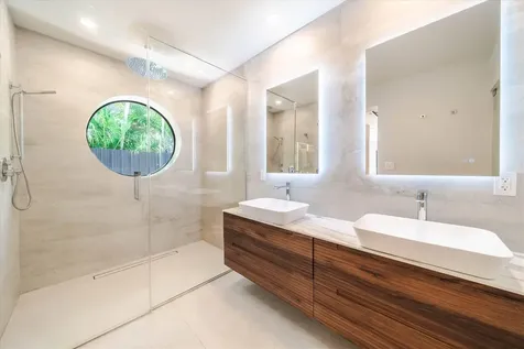 7610 Bayside Lane Miami Beach FL 33141