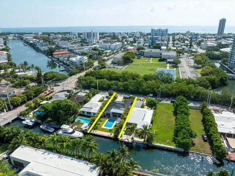 7610 Bayside Lane Miami Beach FL 33141