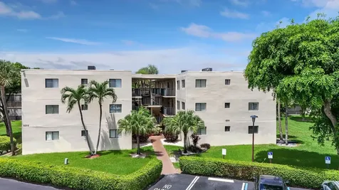 5310 Las Verdes Circle Delray Beach FL 33484