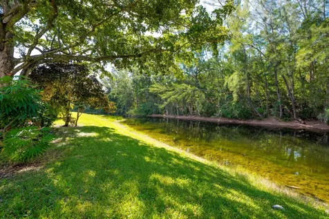 150 Lake Meryl Drive West Palm Beach FL 33411