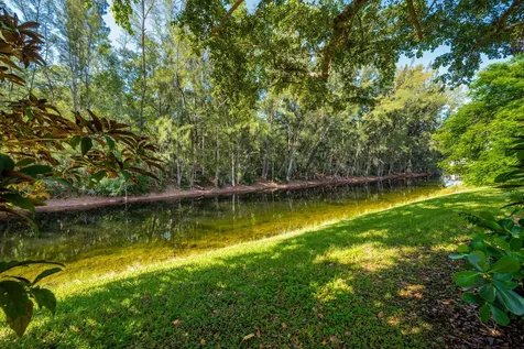 150 Lake Meryl Drive West Palm Beach FL 33411
