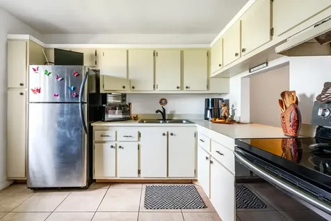 150 Lake Meryl Drive West Palm Beach FL 33411