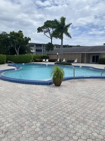 2856 S Garden Drive Lake Worth FL 33461
