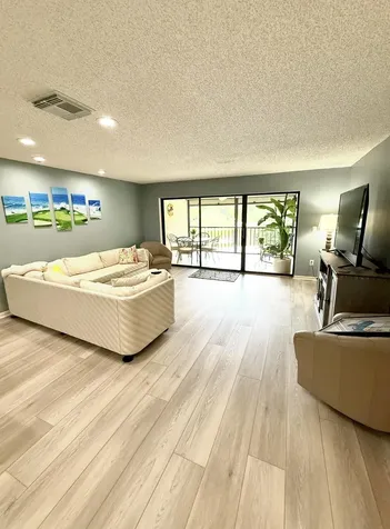 20 Westgate Lane Boynton Beach FL 33436