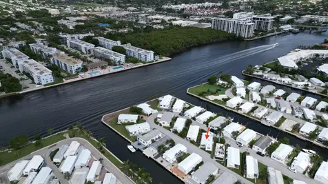 207 N Heron Drive Briny Breezes FL 33435
