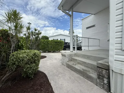 207 N Heron Drive Briny Breezes FL 33435