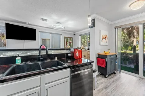 3263 Laurel Ridge Circle Riviera Beach FL 33404