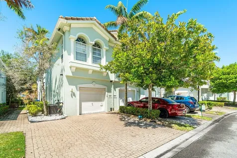 3263 Laurel Ridge Circle Riviera Beach FL 33404